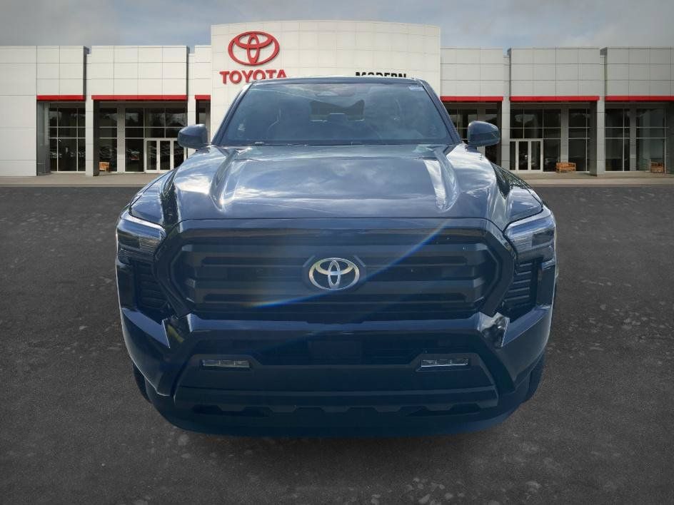 Certified 2025 Toyota Tacoma SR5 AWD/4WD image 2