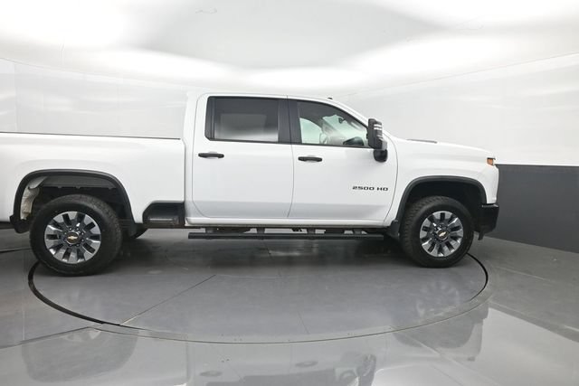 Used 2022 Chevrolet Silverado 2500 Custom w/ Custom Value Package AWD/4WD image 30