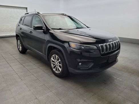 Used 2019 Jeep Cherokee Latitude Plus w/ Comfort/Convenience Group AWD/4WD image 13