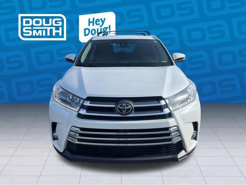 Used 2018 Toyota Highlander Limited AWD/4WD image 8
