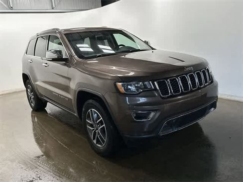 Used 2019 Jeep Grand Cherokee Limited image 28