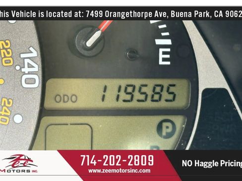 Used 2004 Lexus IS 300 SportCross image 27