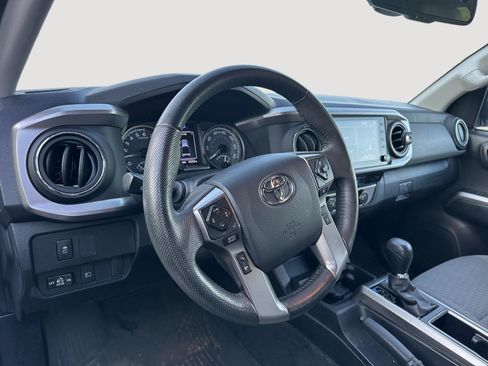 Used 2023 Toyota Tacoma SR5 w/ Technology Package AWD/4WD image 10