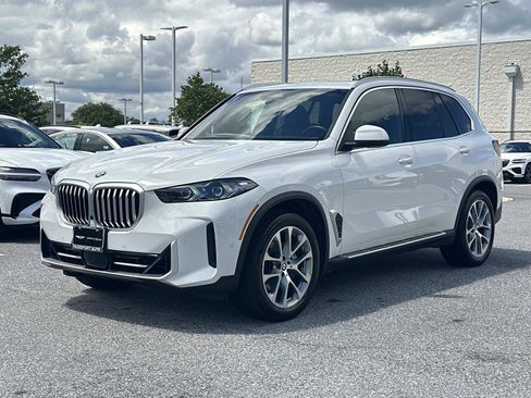 Used 2026 BMW X5 xDrive40i AWD/4WD image 1