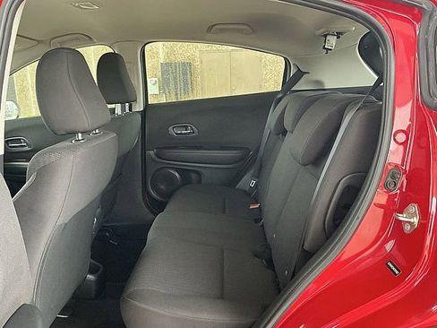 Used 2017 Honda HR-V LX image 13