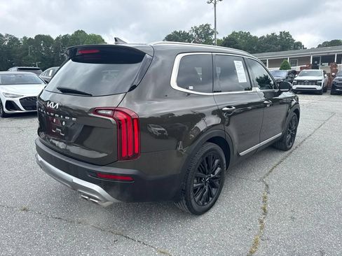 Used 2022 Kia Telluride SX w/ SX Prestige Package AWD/4WD image 3