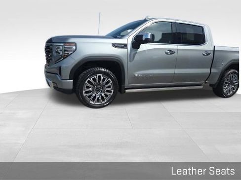 Used 2025 GMC Sierra 1500 Denali Ultimate AWD/4WD image 12