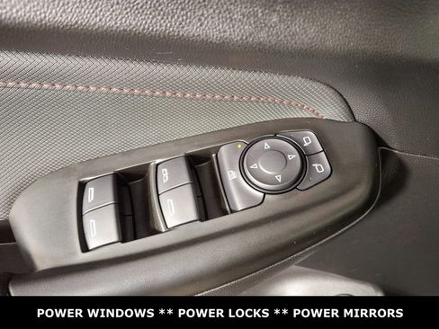 Used 2022 Chevrolet TrailBlazer RS w/ Sun and Liftgate Package image 25