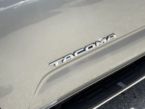 Used 2023 Toyota Tacoma SR5 w/ Technology Package AWD/4WD image 6