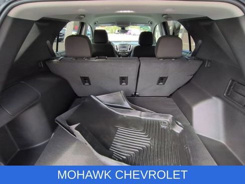 Used 2023 Chevrolet Equinox LT AWD/4WD image 26