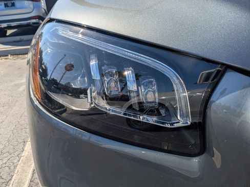 Used 2025 Mercedes-Benz GLS 450 4MATIC image 24