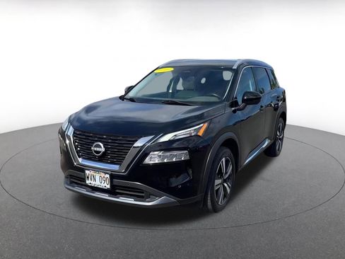 Used 2023 Nissan Rogue SL w/ SL Premium Package image 7