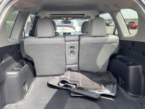 Used 2012 Toyota RAV4 Limited w/ Navigation Value Pkg AWD/4WD image 12
