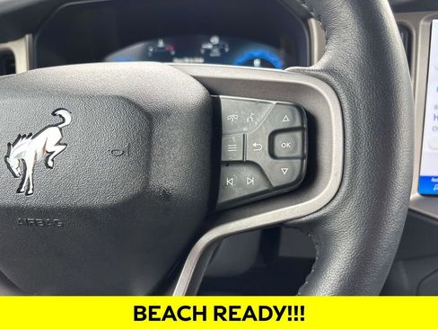 Used 2025 Ford Bronco Outer Banks image 24