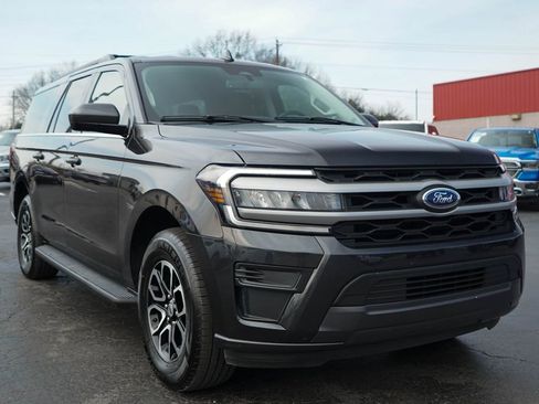Used 2024 Ford Expedition Max XLT image 38