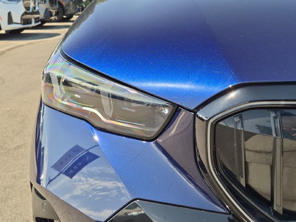 Certified 2026 BMW i5 M60 w/ M Sport Package RWD image 21