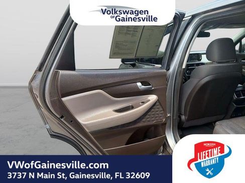 Used 2020 Hyundai Santa Fe SE AWD/4WD image 12