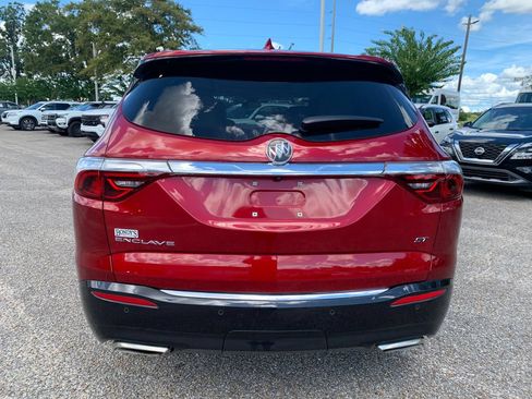 Used 2023 Buick Enclave Essence w/ Experience Buick Package FWD image 6