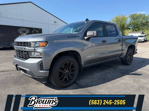 Used 2021 Chevrolet Silverado 1500 Custom w/ LPO, Blackout Package AWD/4WD image 1