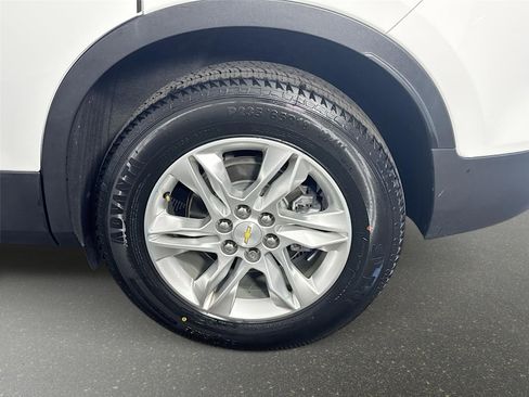 Used 2020 Chevrolet Blazer LT FWD image 29