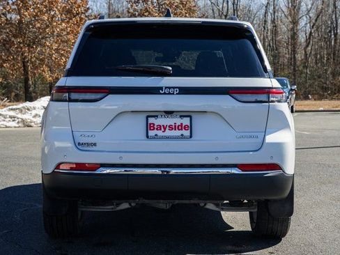 New 2026 Jeep Grand Cherokee Laredo image 7