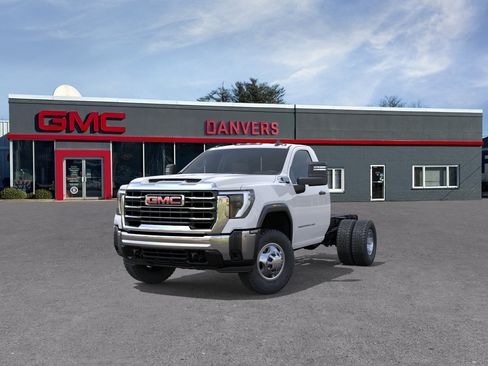 New 2026 GMC Sierra 3500 Pro w/ Convenience Package AWD/4WD image 32