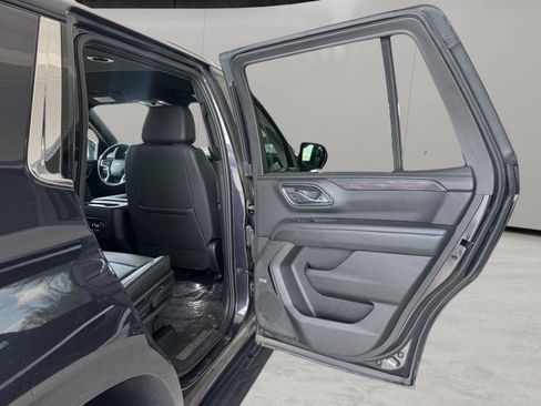 Used 2023 Chevrolet Tahoe LT AWD/4WD image 28