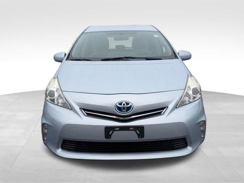 Used 2013 Toyota Prius V Three image 3