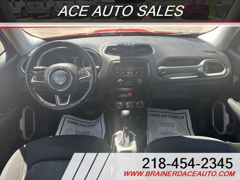 Used 2016 Jeep Renegade Latitude image 7