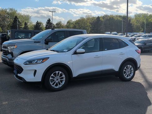 Used 2021 Ford Escape SE FWD image 4