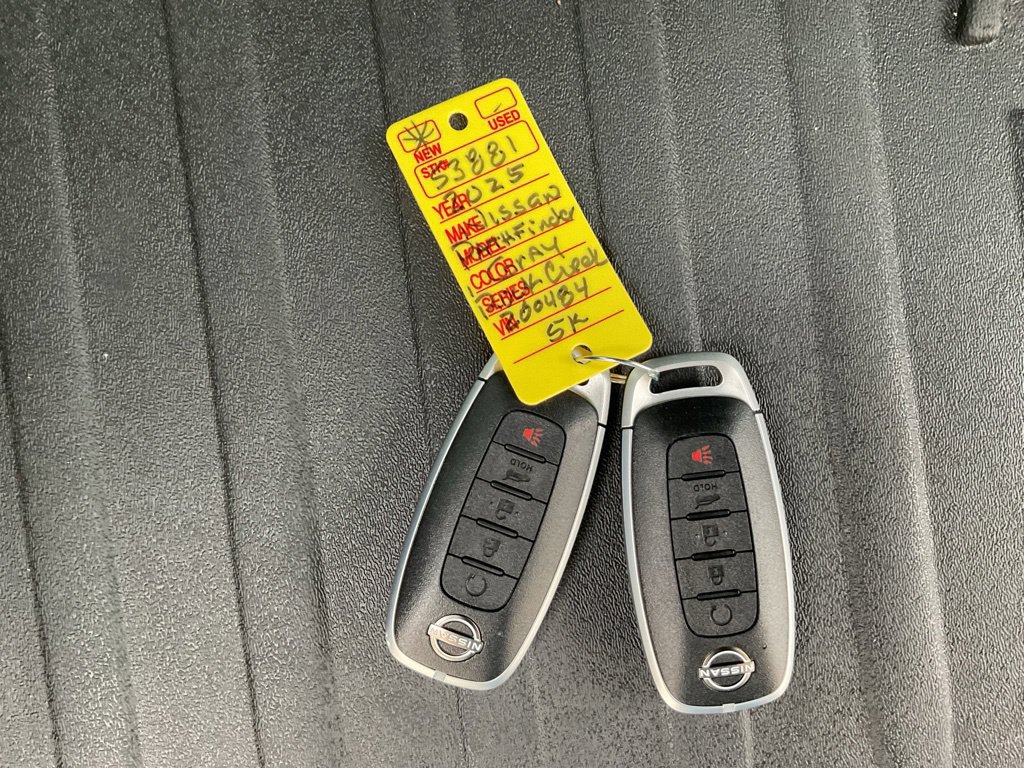 Used 2025 Nissan Pathfinder Rock Creek AWD/4WD image 23