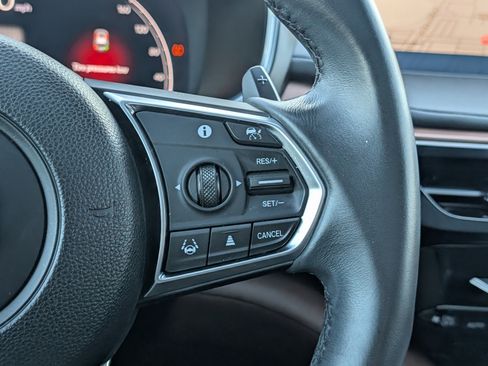 Used 2023 Acura MDX SH-AWD w/ Technology Package image 25