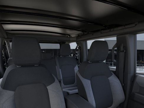 New 2025 Ford Bronco 4-Door image 12