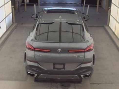Used 2025 BMW X6 xDrive40i image 10
