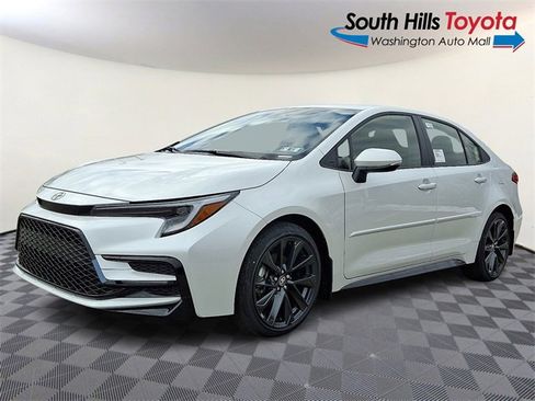 New 2026 Toyota Corolla SE image 3