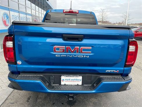 Certified 2024 GMC Canyon AT4 image 31