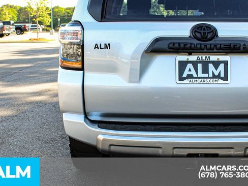 Used 2023 Toyota 4Runner TRD Off-Road Premium w/ Moonroof Package AWD/4WD image 13