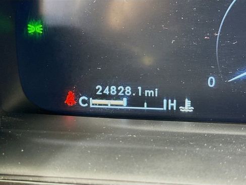 Used 2023 Lincoln Nautilus Reserve w/ Equipment Group 201A image 13