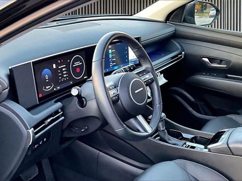 Certified 2025 Hyundai Tucson SEL image 12