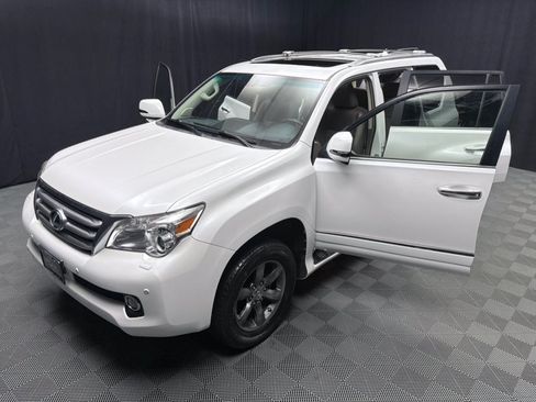 Used 2013 Lexus GX 460 Premium AWD/4WD image 18