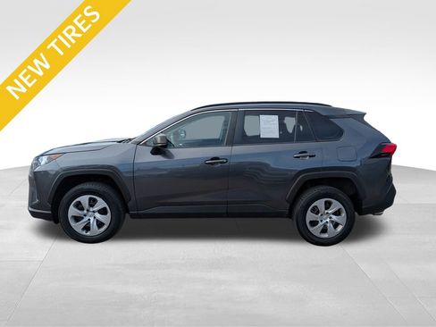 Used 2020 Toyota RAV4 LE image 2