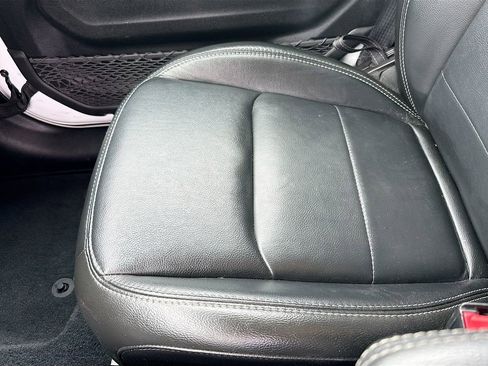 Used 2022 Jeep Wrangler Unlimited Sahara w/ Cold Weather Group AWD/4WD image 22