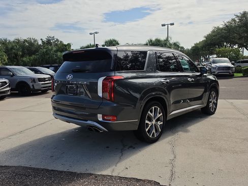 Used 2022 Hyundai Palisade Limited FWD image 8