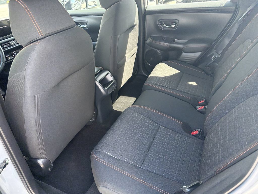 Used 2024 Honda HR-V Sport image 12
