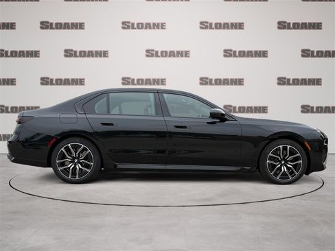 New 2025 BMW 760i xDrive image 6