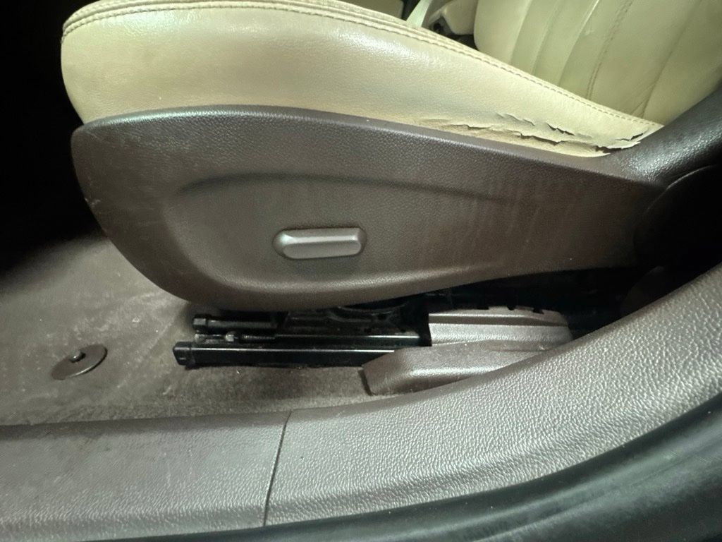 Used 2014 Buick Verano Premium FWD image 37