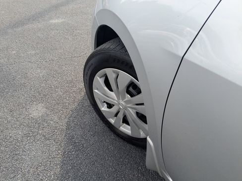 Used 2024 Nissan Versa S w/ Trunk Package FWD image 9