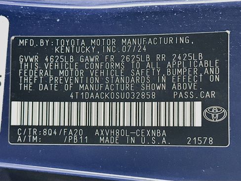 Used 2025 Toyota Camry LE FWD image 12