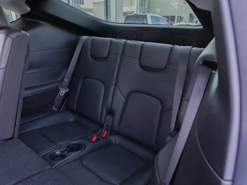 Used 2024 Tesla Model Y Long Range AWD/4WD image 34