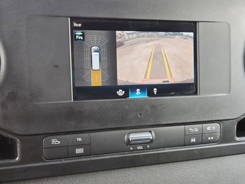 Used 2024 Mercedes-Benz Sprinter 3500 image 14